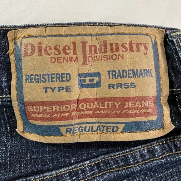 Diesel Mens Jeans Size 26 Made In Italy RN 93243. - Picture 6 of 6